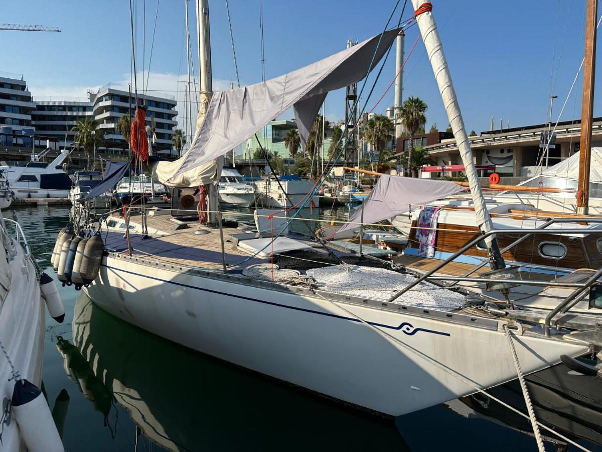 Hotel Unique Wooden Sail Yacht + 2 Bikes Included! Sant Adrià de Besòs Esterno foto